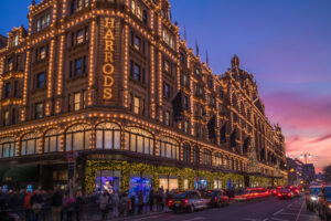 Harrods has delayed its summer discount sale by two to three weeks because of global supply chain hold-ups exacerbated by post-Brexit staff shortages, it has announced.