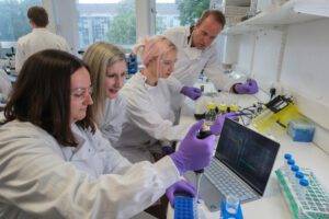 Cytomos, an Edinburgh-based life science company that has developed a proprietary new approach to analysing cells, has secured £4 million to scale up market-testing of its technology platform Cytomos Dielectric Spectroscopy (CDS).
