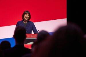 Labour will not raise corporation tax above its current rate of 25% during the next parliament, the party has pledged, in an attempt to offer businesses greater certainty – but the promise has prompted warnings about a lack of fiscal flexibility.