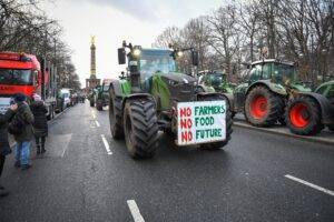 UK farmers are gearing up for more protests reminiscent of French-style blockades following a recent slow tractor protest at Dover.
